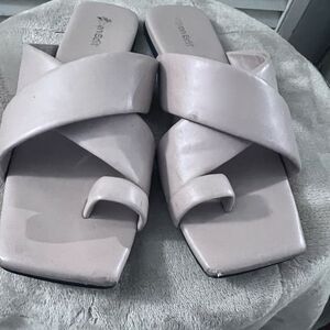 Elegant Women's Tan Sandals